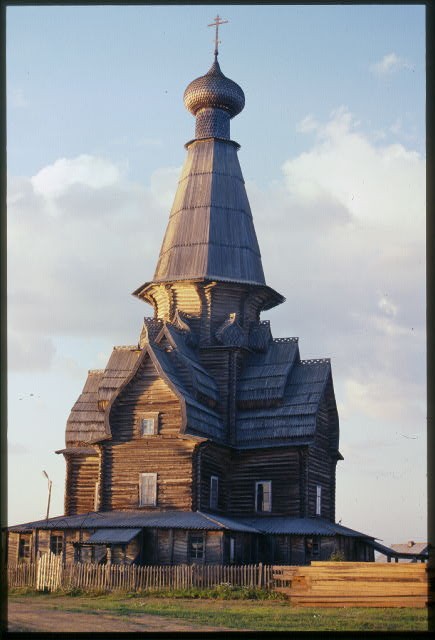Church of the Dormition,Varzuga,Russia,William Craft Brumfield,Log Building
