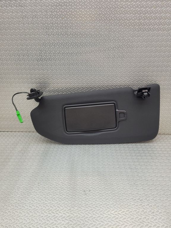2021 Volvo XC40 Left Front Sun Visor Replacement Part SVJ22569