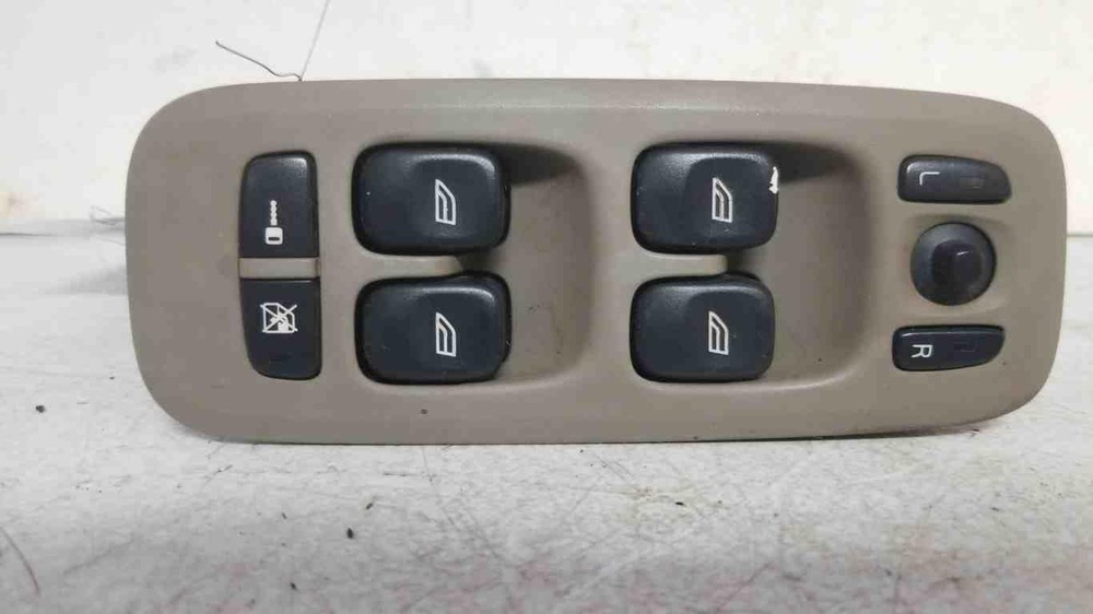 05-06 Volvo XC90 Driver Side Master Window Switch with Locks & Mirror Control  