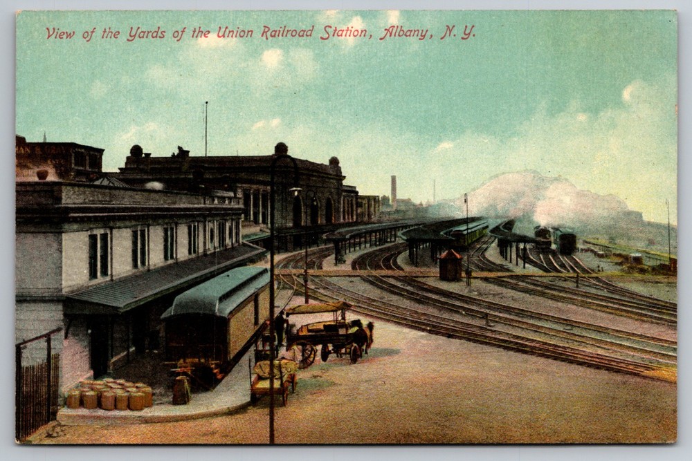 Albany, New York - Yards of the Union Railroad Station - Postcard G