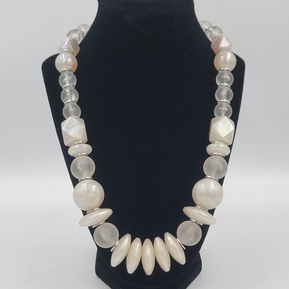 1950s 1960s Vtg Large Chunky Bead Clear Iridescent Necklace Bayonet Clasp
