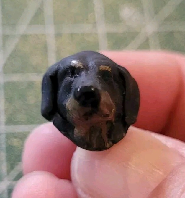 Resin Pin DACHSHUND BLACK Dog Head Hat Pin Tietac Pin Jewelry