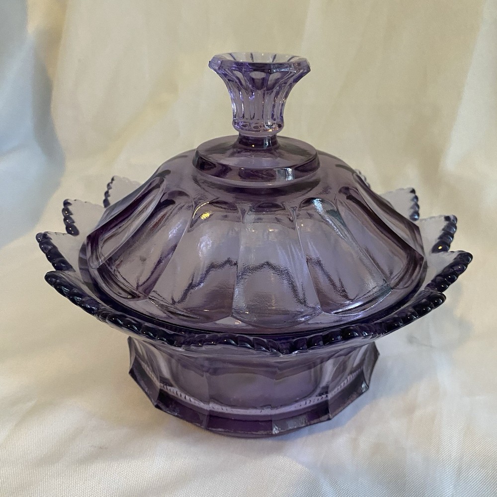 Fenton Amethyst Glass Candy Dish w Lid Pedestal 7.5” EVC Label