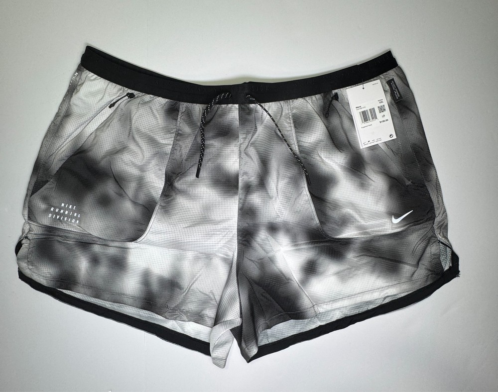 Nike Running Division Breathe Dri-FIT ADV 4