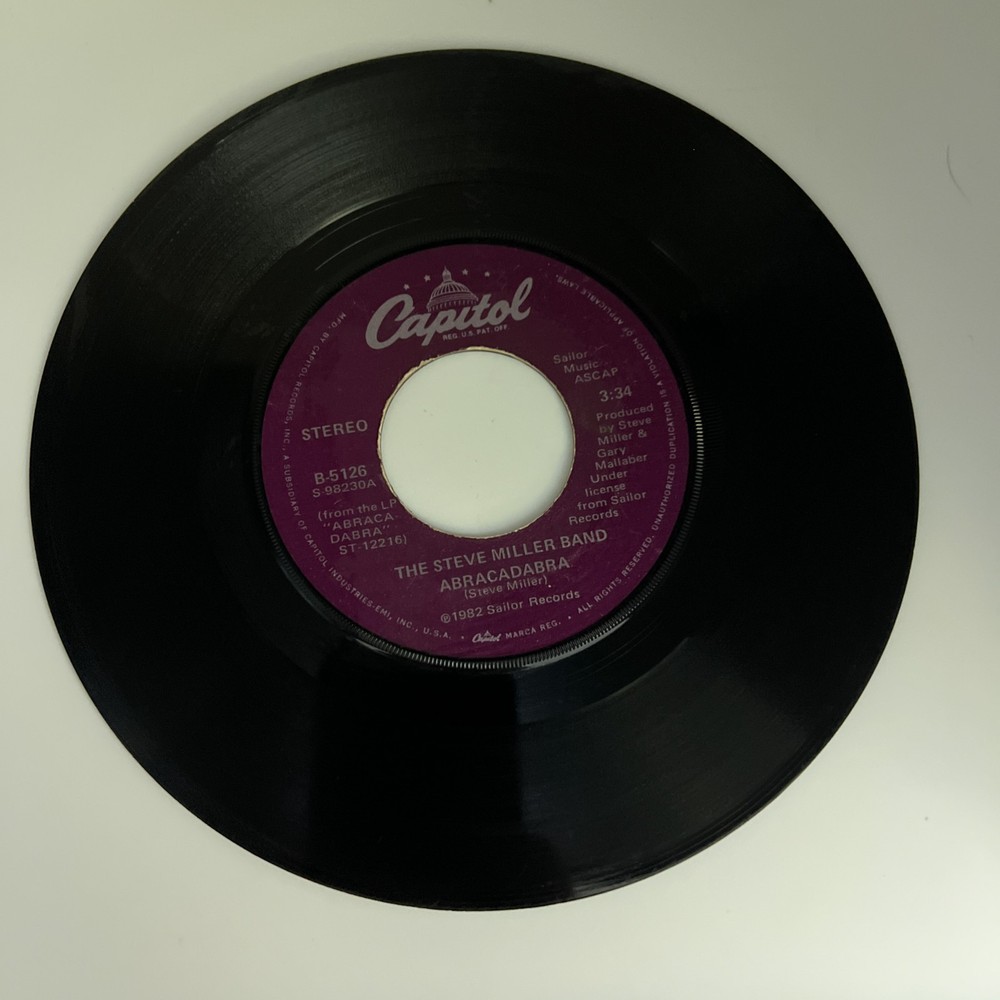 Vinyl 45 RPM Record - The Steve Miller Band Abracadabra / Baby Wanna Dance-image