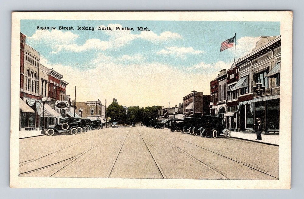 Pontiac MI-Michigan, Saginaw Street, Looking North, Vintage Postcard