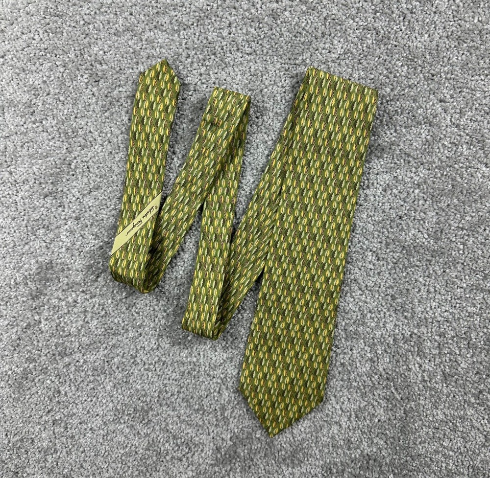 Salvatore Ferragamo Green Tie 100% Silk Made in Italy