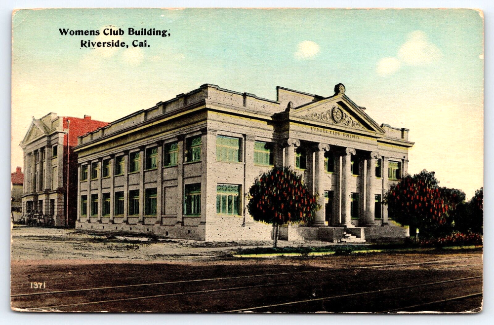 VINTAGE OLD ANTIQUE POSTCARD WOMEN'S CLUB BUILDING RIVERSIDE CALIFORNIA USA