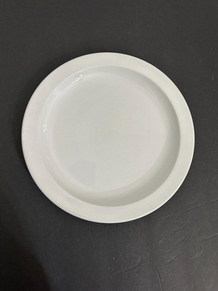 WEDGWOOD MIDWINTER Stonehenge White Dinner Plate 10.5