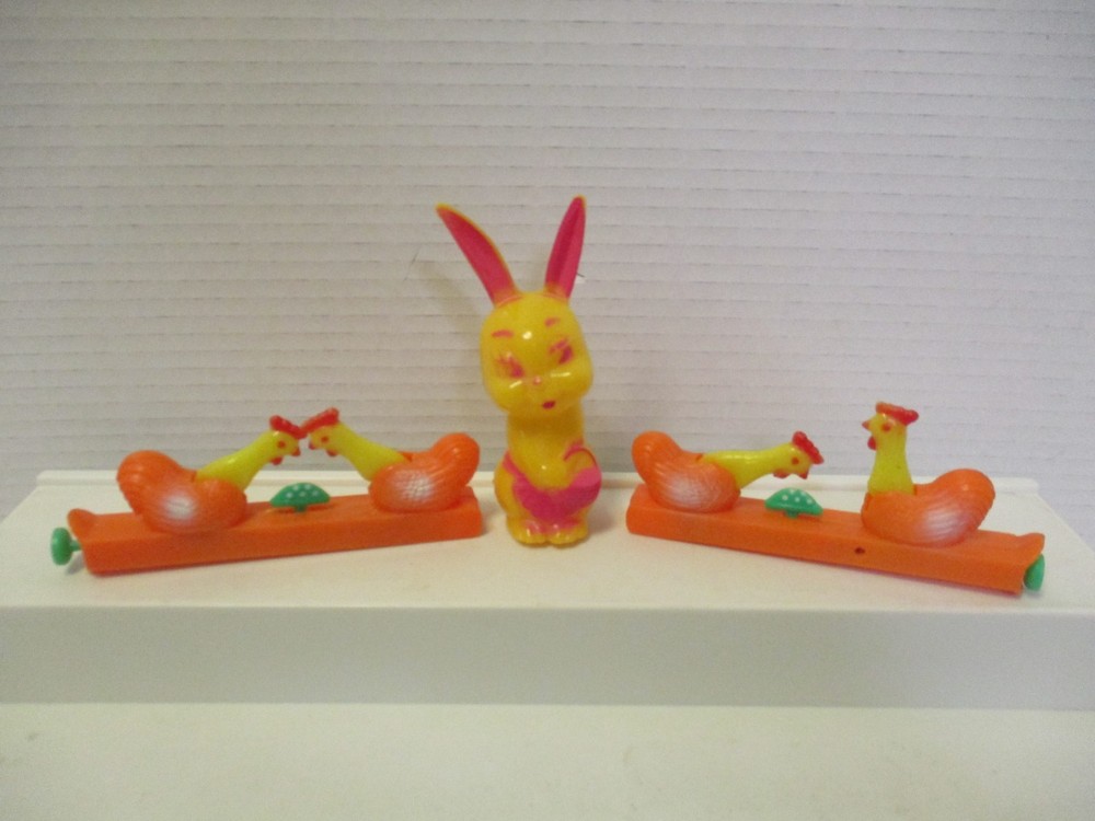Vintage Plastic Easter Toys Lot - Rosbro? - Bunny Rabbit and Eating Chickens