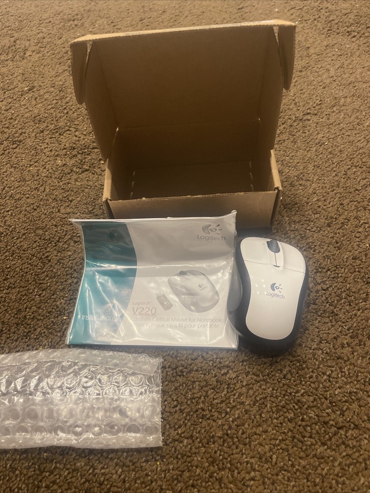 Logitech V220 Wireless Optical Mouse for Laptops New Sealed Packaging