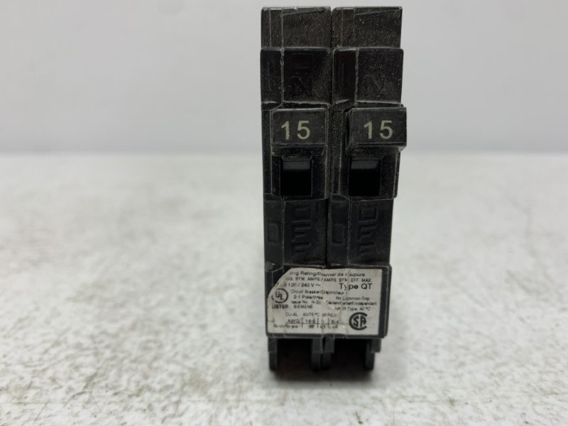 Siemens Q1515NC Circuit Breaker 15A 120/240V Tandem