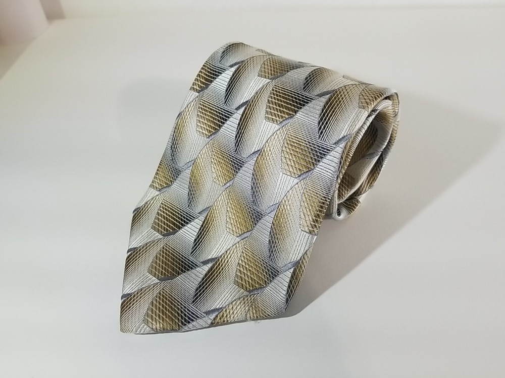 Roberto Villini Collezione Men's Tie Necktie Hand Made 100% Silk 60 X 4