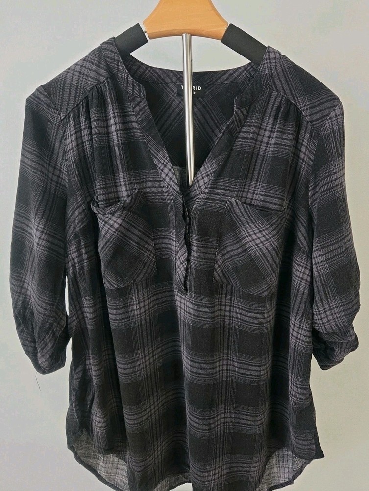 Torrid Harper Plaid Blouse Womens 00 Black Gray Sheer Roll Tab Sleeve...
