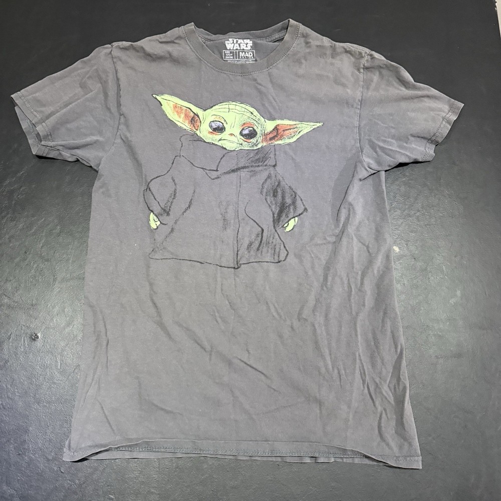 Star Wars Shirt Mens The Mandalorian Baby Yoda T-Shirt Short Sleeve Gray Size S