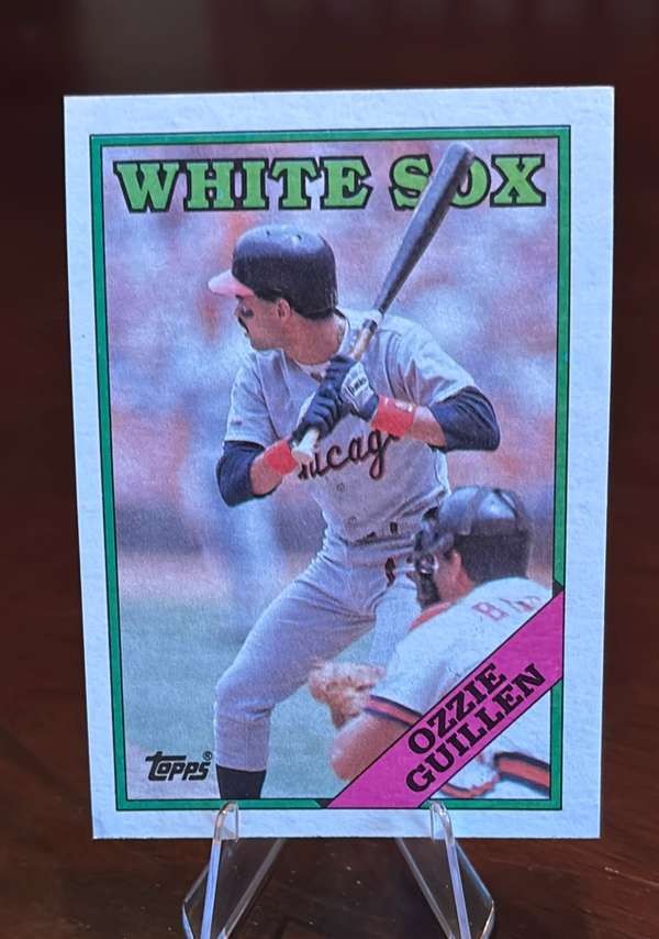 1988 Topps #585 Ozzie Guillen