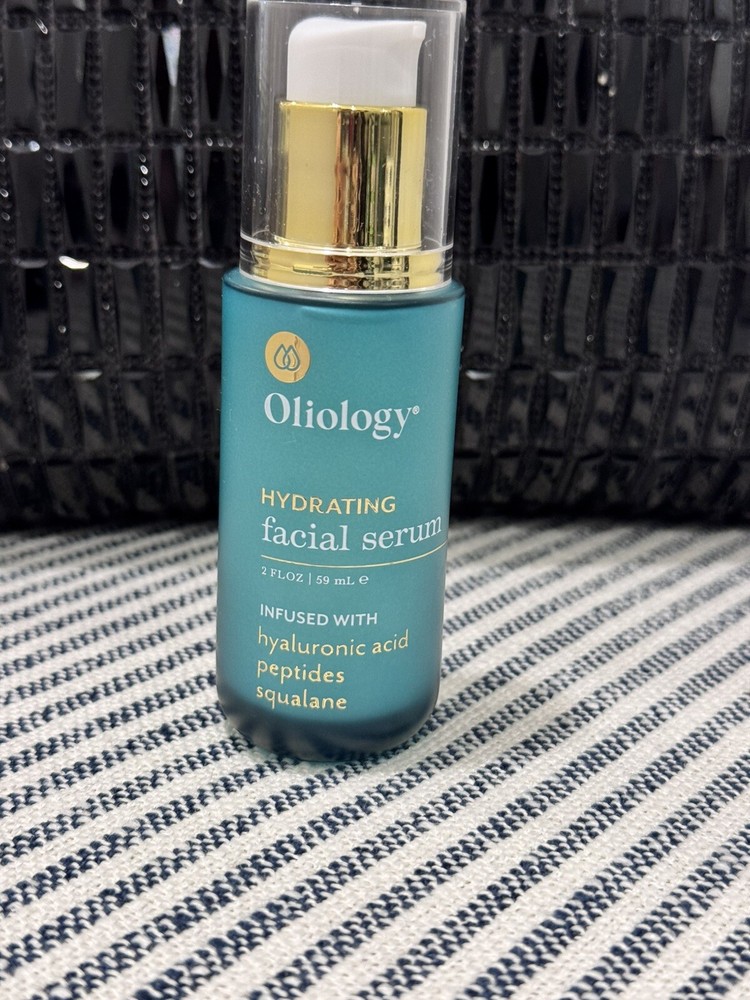 Oliology Hydrating Facial Serum w/ Hyaluronic Acid Peptides Squalane 2oz New