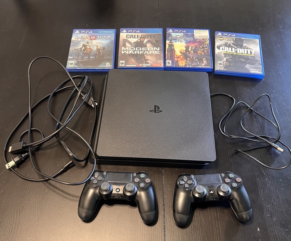 Sony PlayStation 4 PS4 Slim 500GB BLK Console Bundle w/ 4 Games & 2 Controllers
