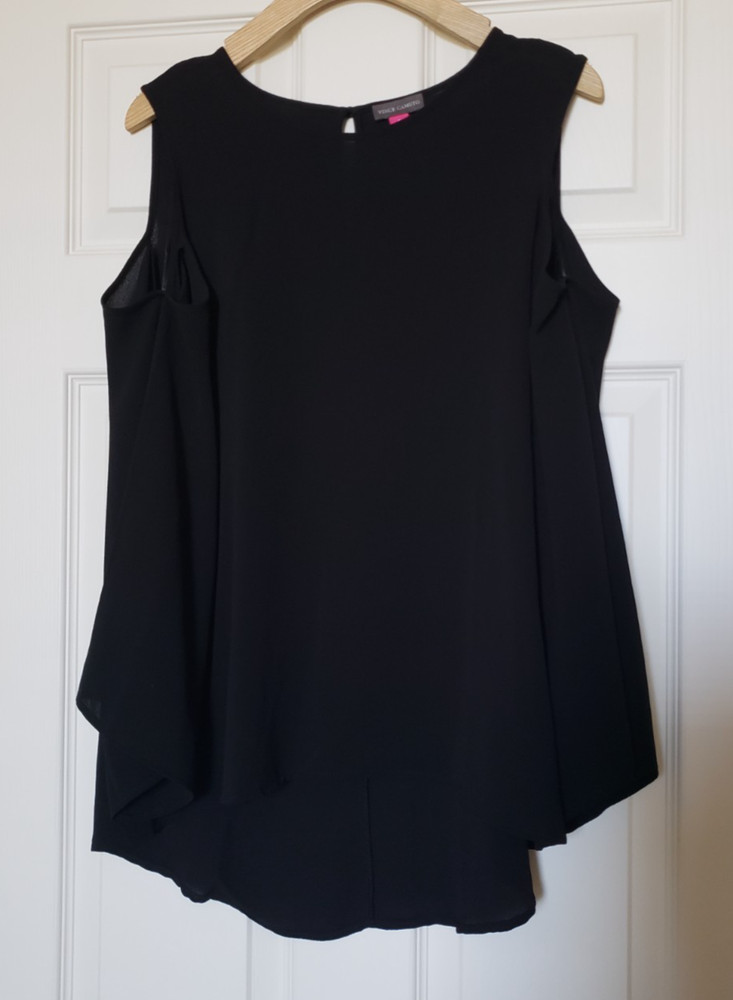 Vince Camuto Women's Cold Shoulder Black Bell Sleeve Blouse - Size Small - EUC