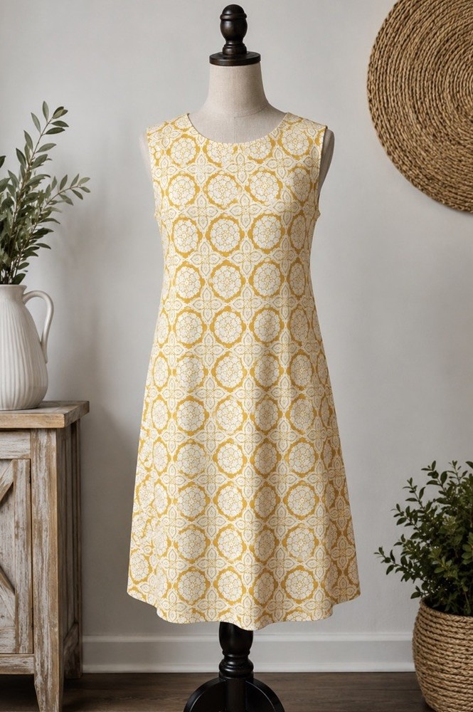 Women’s Yellow White Floral Dress SzeLarge A Line Sleeveless Summer Sundress NWT