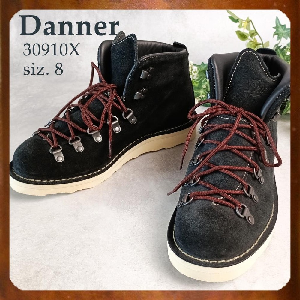 Danner Mountain Light Leather Boots for Men in Black Suede Size 8E US Made