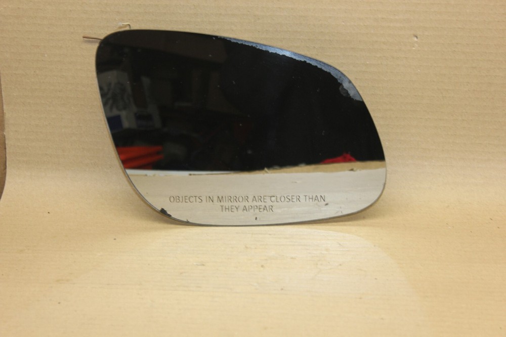 OEM 2003-2006 PORSCHE CAYENNE PASSENGER SIDE MIRROR GLASS RH (STAINED) (G70)
