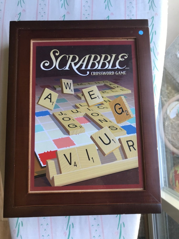 SCRABBLE -  Vintage Game Collection, WOODEN Bookshelf Wood Box edition