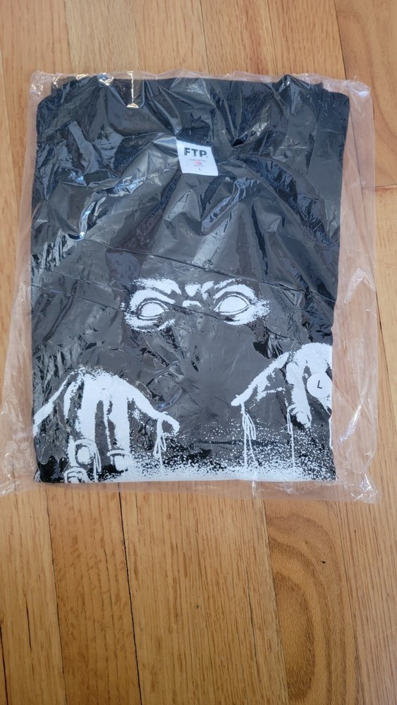FTP Puppeteer T-Shirt Size Large Black Glow In The Dark - New