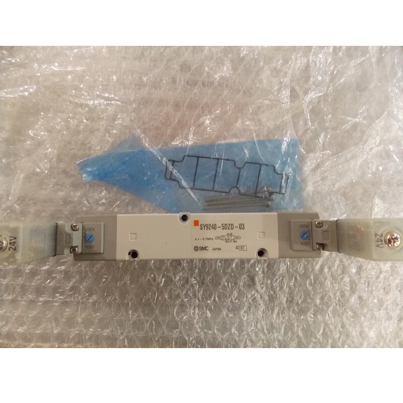 ONE NEW FOR SMC solenoid valve SY9240-5DZD-03 SPOT STOCKS *yt