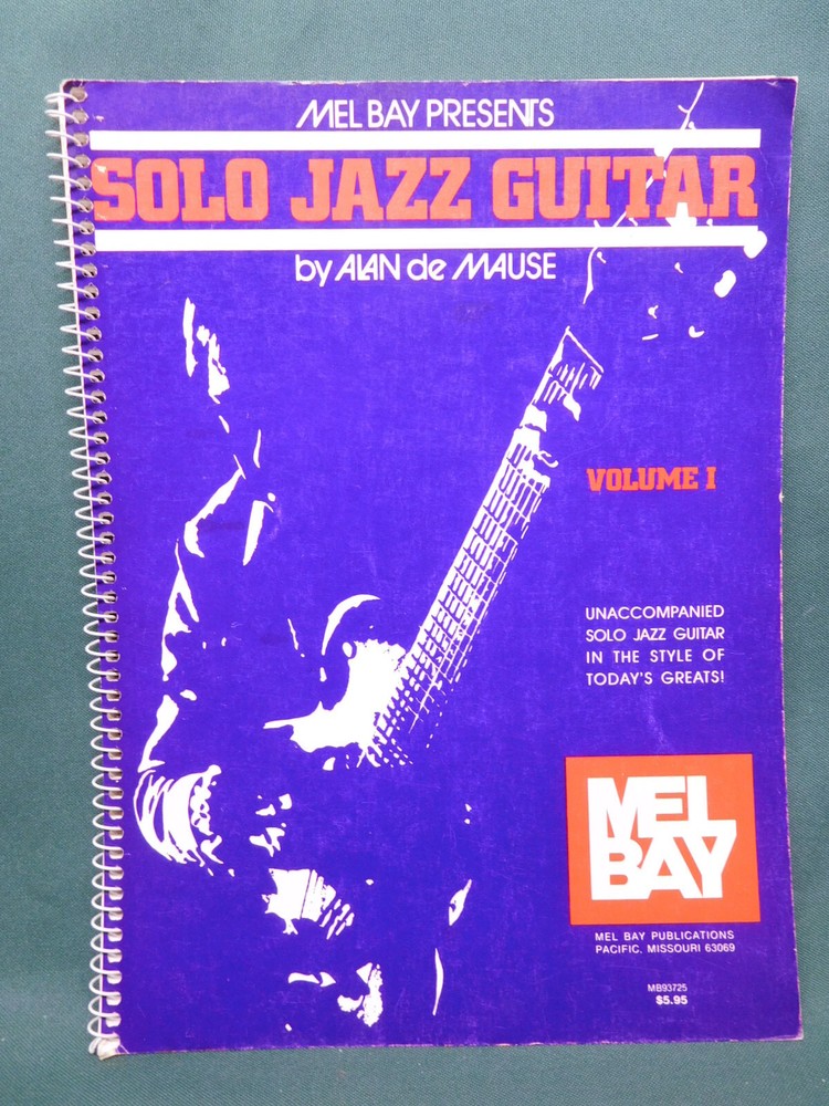 Solo Jazz Guitar volume 1 Alan de Mause spiral bound