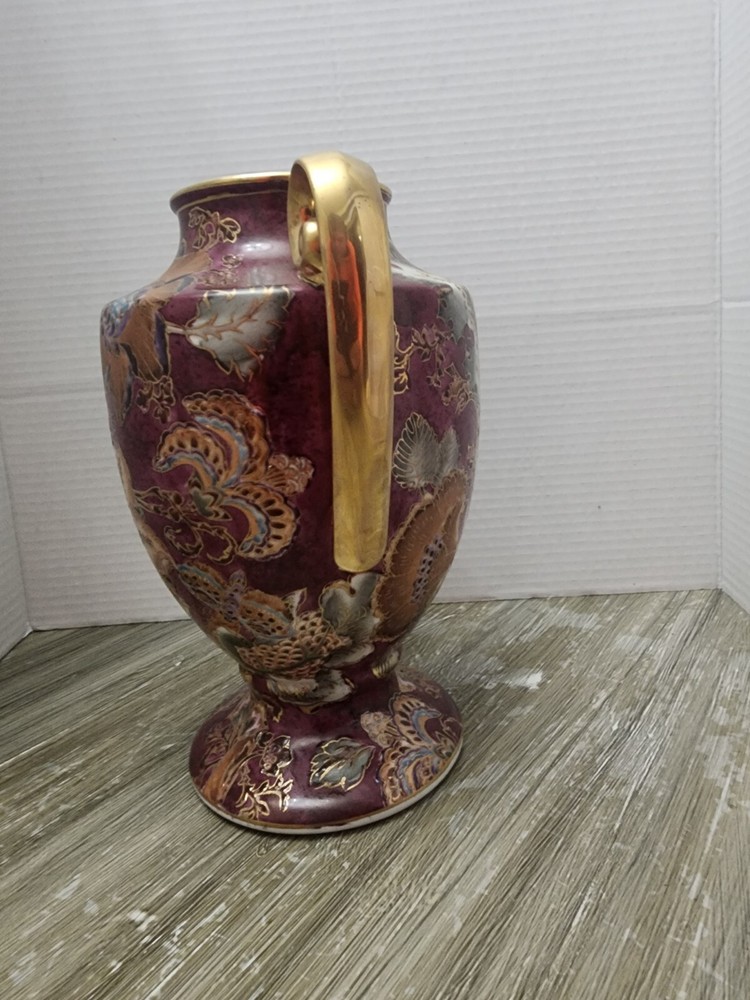 Toyo Trophy Vase Elegant Floral Display Centerpiece