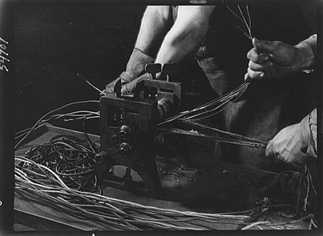 Billerica Massachusetts Boston Maine Railroad Shops 1900s Stripping Wire