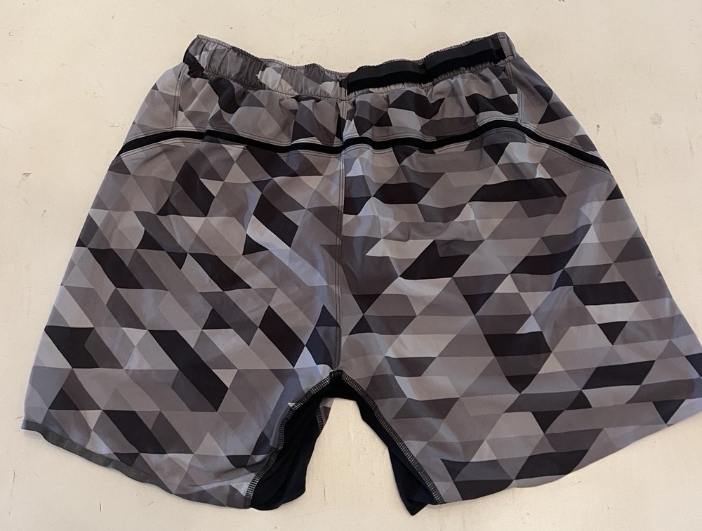 Lululemon Pace Breaker Short Lined 7