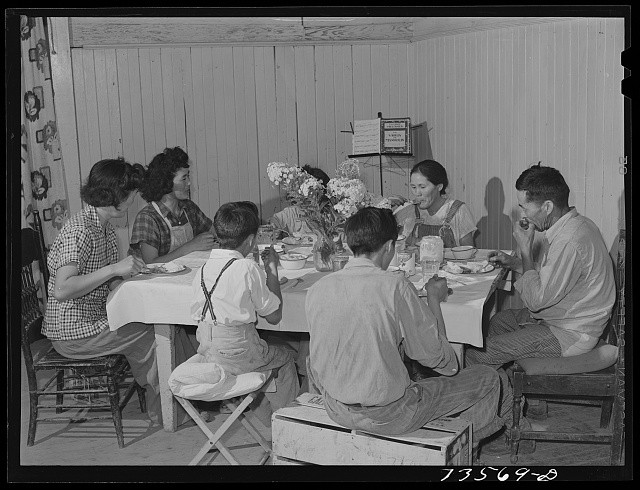 Photo:Nyssa Oregon Japanese American Farm Family Dinner 1942