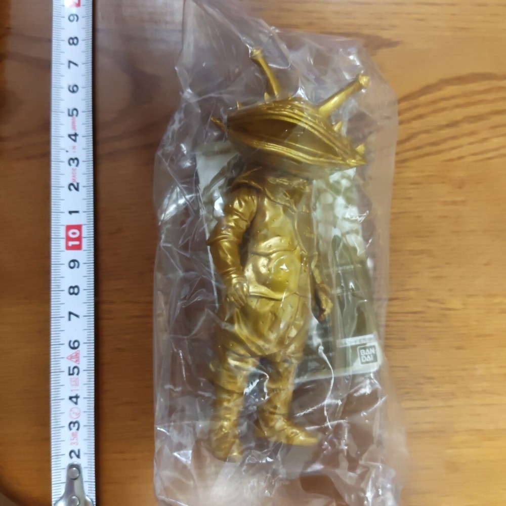Ultraman Arc Ultra Monster Series EX Kanegon Luxury Kinran Ver Figure From Japan