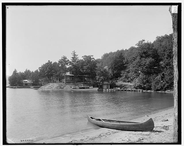 Photo:Lake George NY Island Harbor House 1900s Canoe Waterfront Lodge