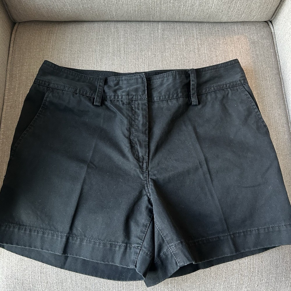 Tommy Hilfiger Women's Black Janie Fit Chino Shorts - Size 6