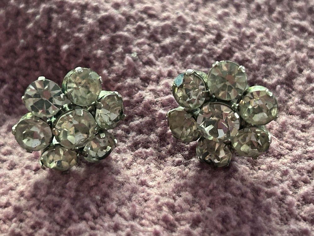 VTG Austria Rhinestone Clip On Earrings