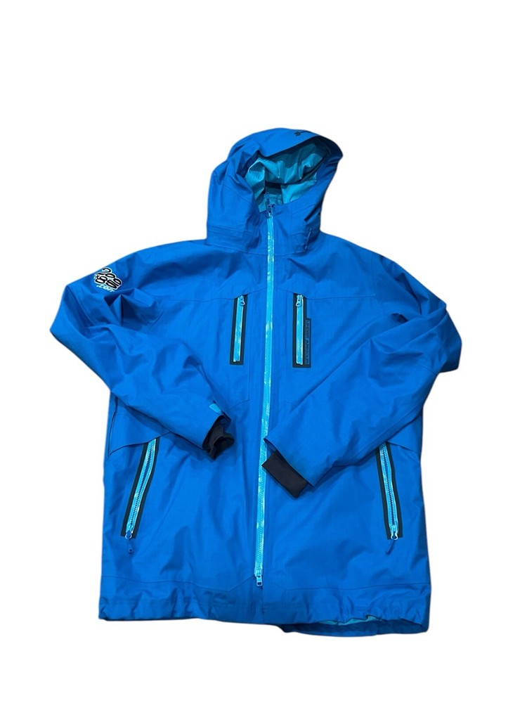 Under Armour Snow Tech Insulated Winter Coat for Cold Weather Protection  