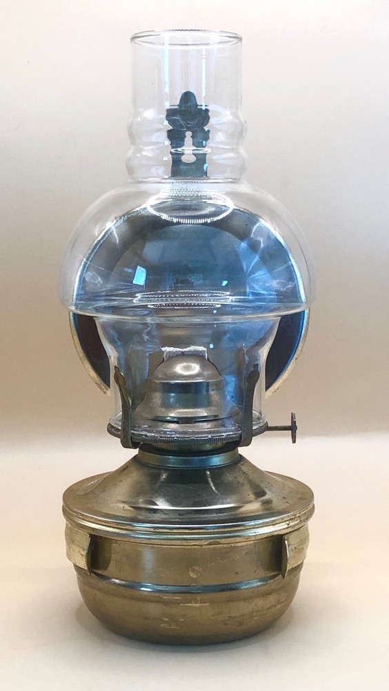 Vintage Kaaden Brass Oil Lamp Wall Mount Kerosene Lamp Glass Chimney Rustic