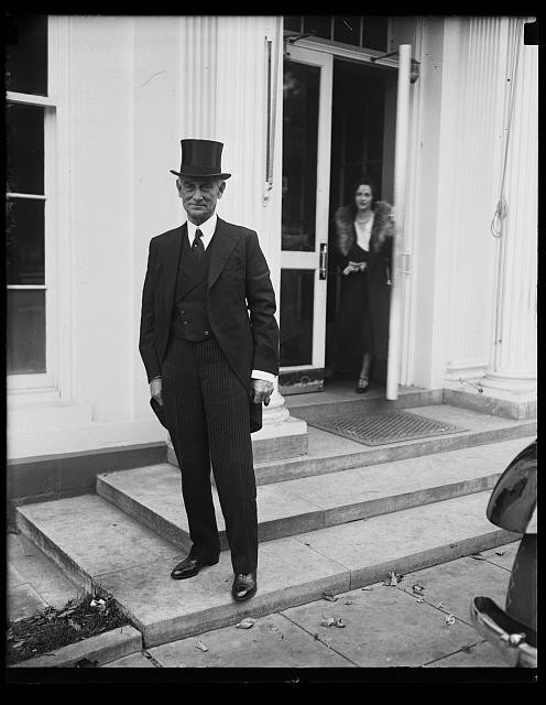 Photo:Washington D.C. White House Visitor Man in Top Hat 1932 1933