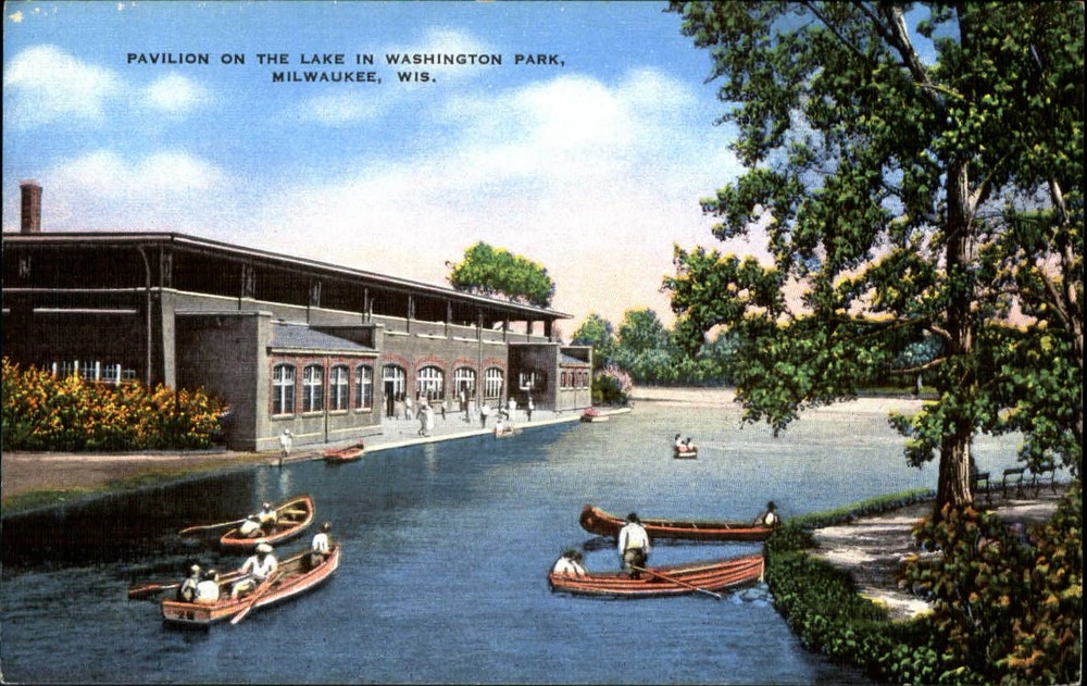 Pavilion on the Lake Washington Park Milwaukee Wisconsin WI boats dated 1941