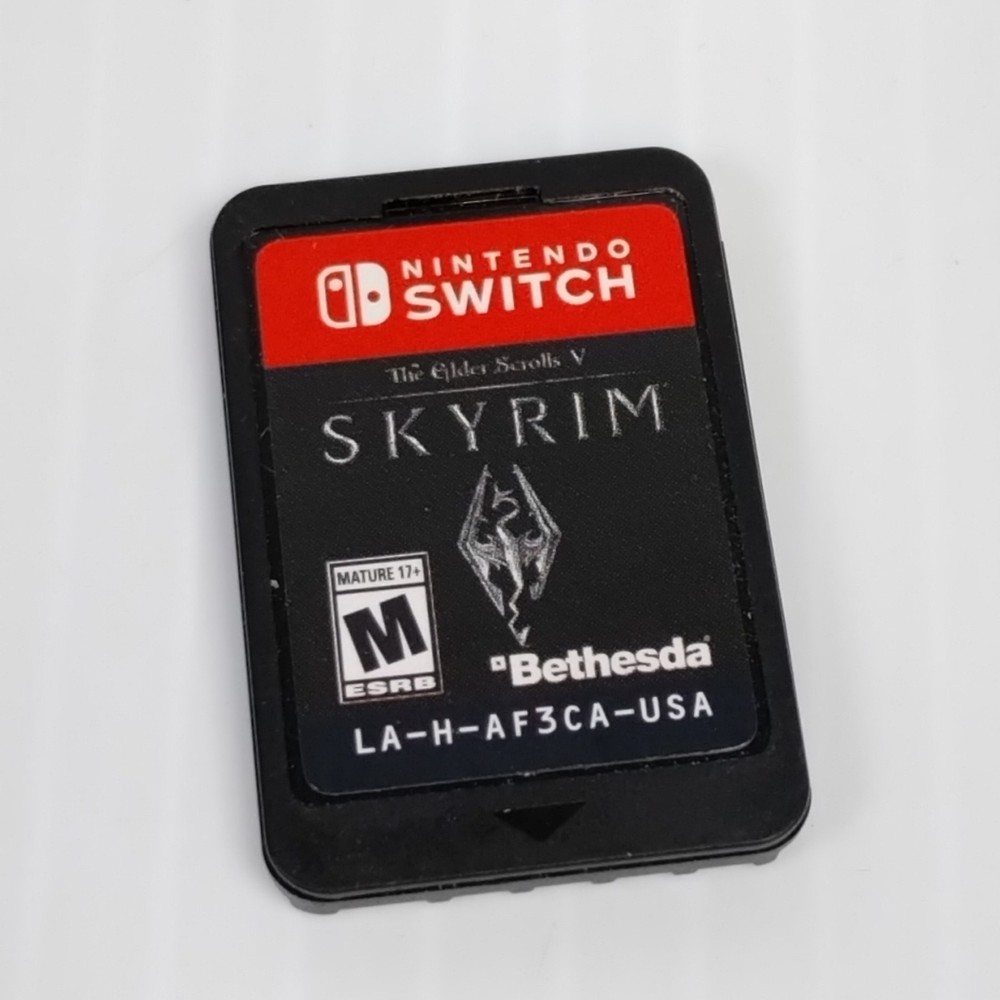 The Elder Scrolls V: Skyrim (Nintendo Switch) Cart Only - Tested - Free Shipping