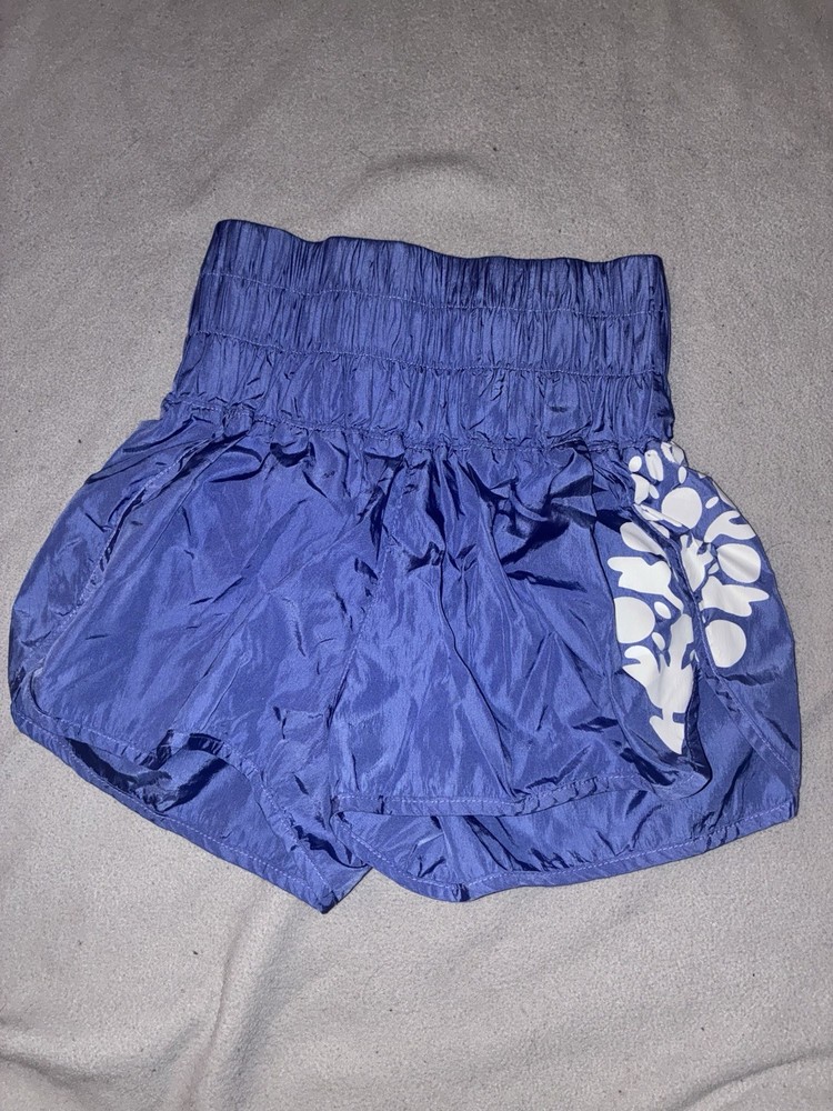 Free people movement shorts XS. Huge logo