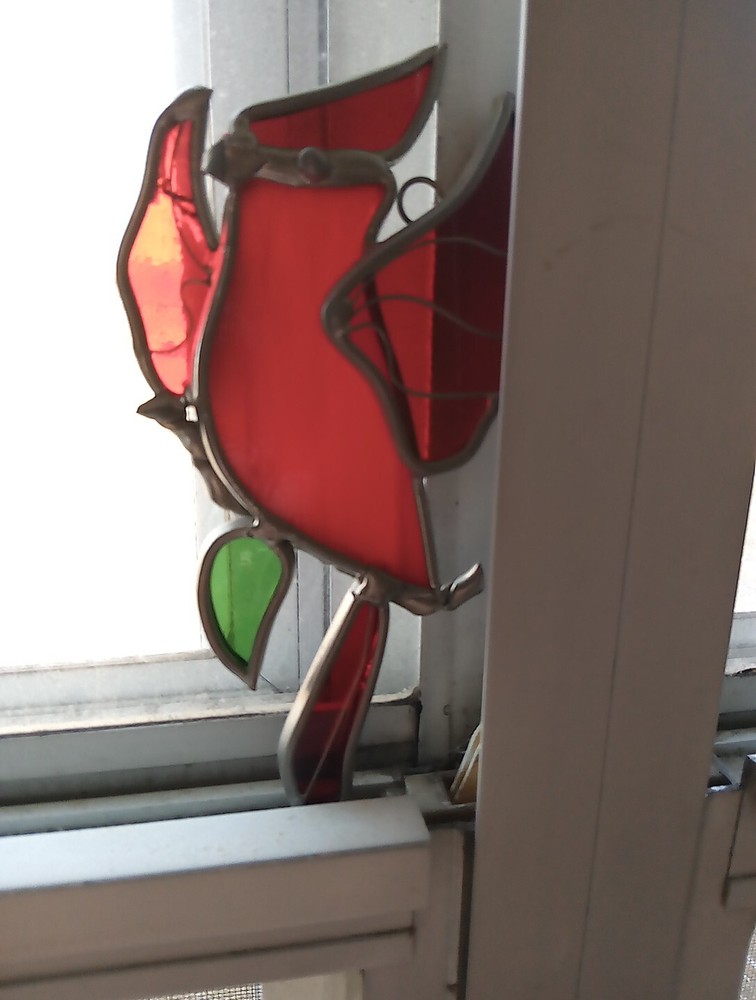 FOUR BEAUTIFUL HEAVY STAIN GLASS HANDMADE SUN CATCHERS BIRD KITE VASE