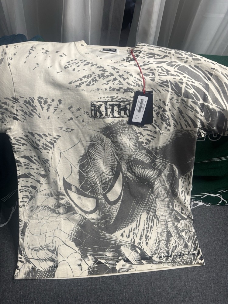 Kith x Marvel Spiderman Shirt Size SM