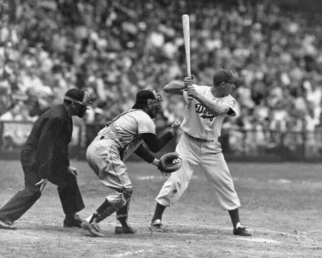 Brooklyn Dodgers, Gil Hodges Baseball 8x10 PHOTO PRINT