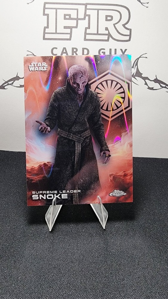 Supreme Leader Snoke 2025 Topps Chrome Star Wars Raywave Refractor Card-#174