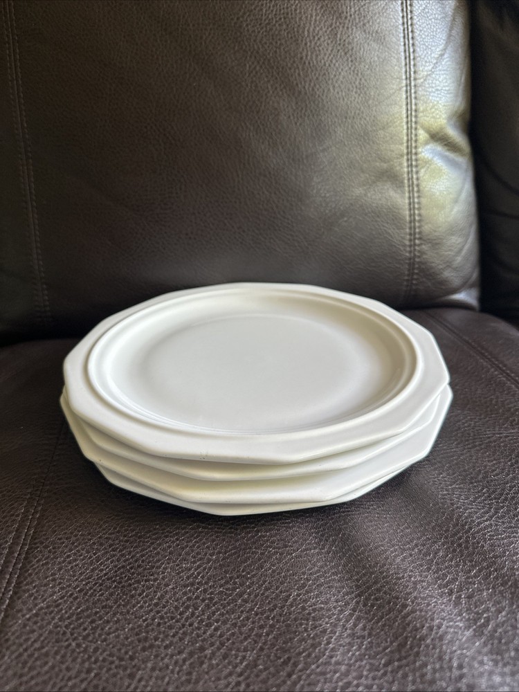 Vtg PFALTZGRAFF WHITE HERITAGE DINNER PLATES USA 10 1/4