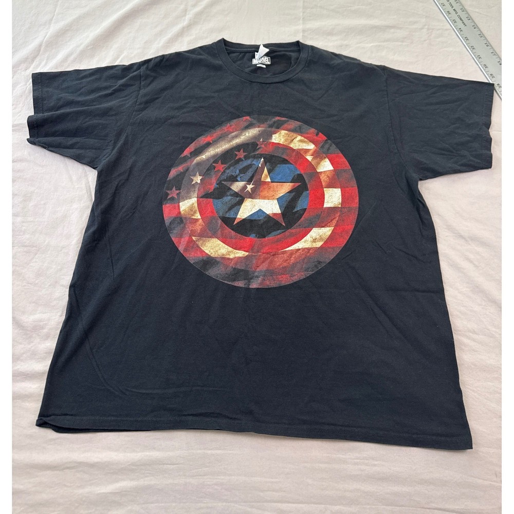 Marvel Captain America Shield Graphic T-Shirt Mens XL Black Distressed Flag Tee